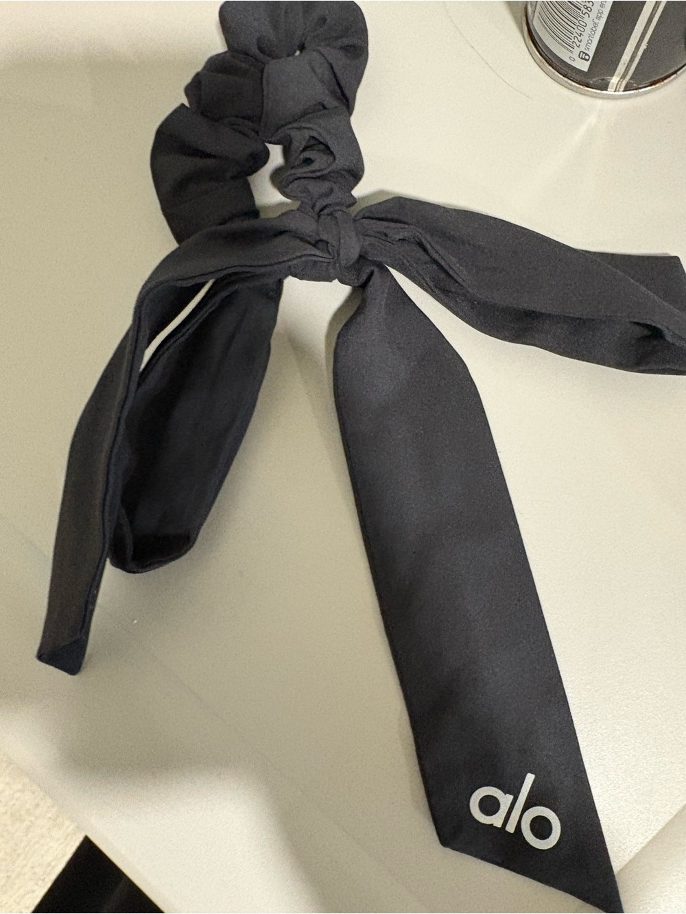 ALO Yoga Black Ribbon-Detail Scrunchie
